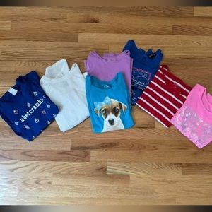 Set of 7 tshirts! Great used condition.